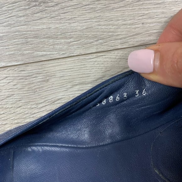 Gucci Blue Suede Bamboo Accent Flats - Picture 6 of 12